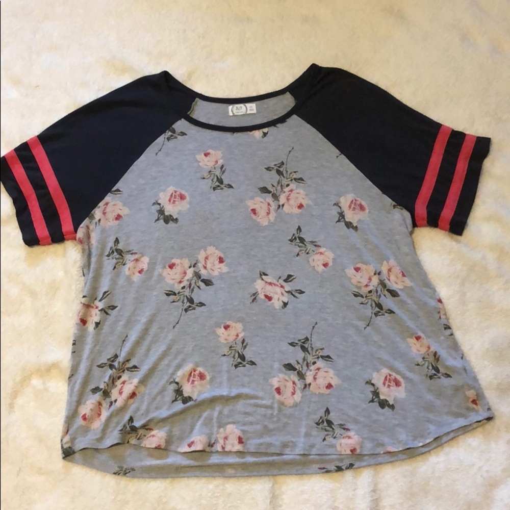 Floral Maurices 24/7 shirt